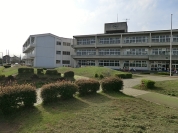 小絹小学校