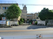 酒井根中学校