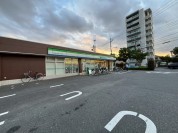 ファミリーマート　足立西竹の塚一丁目店