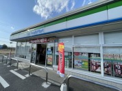 ファミリーマート筑西布川店