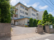 松ケ丘小学校