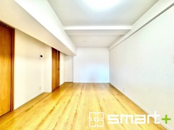 ～ナチュラルな色彩のＬＤＫ～
・自然な風合いの色味で纏められたＬＤＫは家具のコーディネートもしやすくなっております。
・どんなインテリアにするか、考えるだけでも楽しくなりますね。
