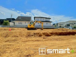 ～完成物件もご案内可能～
・ご案内時には実際の立地に加え、同メーカー・同仕様の完成物件もご案内可能です。
・ぜひ現地と建物をご覧いただき、具体的にイメージしてみてくださいませ。
(２号棟)