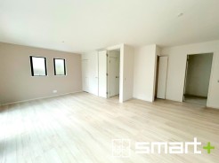 ～リビング収納のあるプラン～
・意外と少ないリビング収納をしっかりとご用意。
・掃除機や買い溜めしたティッシュ、トイレットペーパーなど様々なものが収納可能です。
