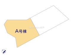 ～カースペースもしっかり確保～
・敷地内にカースペースをご用意しておりますので、お車をご利用の方にもお勧めのお住まい。
・カースペースのサイズなど、ご内覧の際に合わせてご確認くださいませ。
