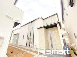 ～優しい印象の外観～
・環境にも馴染みやすく、汚れもあまり目立たない淡いベージュ系の外観は落ち着いた雰囲気を醸し出してくれますね。
・ナチュラルな色調が優しい印象を与えてくれます。
