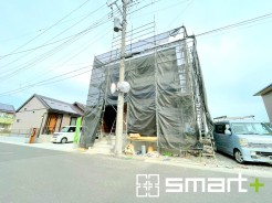 ～完成物件もご案内可能～
・ご案内時には実際の立地に加え、同メーカー・同仕様の完成物件もご案内可能です。
・ぜひ現地と建物をご覧いただき、具体的にイメージしてみてくださいませ。
