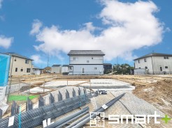 ～完成物件もご案内可能～
・ご案内時には実際の立地に加え、同メーカー・同仕様の完成物件もご案内可能です。
・ぜひ現地と建物をご覧いただき、具体的にイメージしてみてくださいませ。
