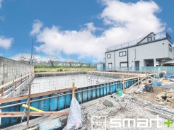 ～完成物件もご案内可能～
・ご案内時には実際の立地に加え、同メーカー・同仕様の完成物件もご案内可能です。
・ぜひ現地と建物をご覧いただき、具体的にイメージしてみてくださいませ。
