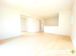 ～家具の配置がしやすい間取～
・ＬＤＫはリビングとダイニングの境目が分かりやすくなっており、家具の配置がしやすい造り。
・どんなインテリアにするか考えるだけでも楽しくなりますね。
