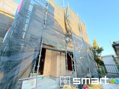 ～ご家族を守る「耐震等級３」～
・住宅性能評価において「耐震等級３」を取得。地震に強い家であることが証明されております。
・倒壊の恐れが低くなりますので、地震保険が半額になるメリットも。
