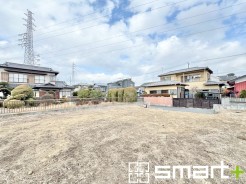 ～ご家族を守る「耐震等級３」～
・住宅性能評価において「耐震等級３」を取得。地震に強い家であることが証明されております。
・倒壊の恐れが低くなりますので、地震保険が半額になるメリットも。
(１号棟)