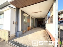 ～駐車場ももちろんございます～
・駐車場もありますので、お車をご利用される方にもお勧めのお住まいです。
・カーポートなどのオプションもお気軽にご相談くださいませ。
