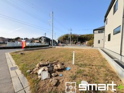 ～ご家族を守る「耐震等級３」～
・住宅性能評価において「耐震等級３」を取得。地震に強い家であることが証明されております。
・倒壊の恐れが低くなりますので、地震保険が半額になるメリットも。
