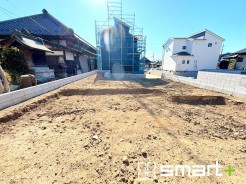 ～完成物件もご案内可能～
・ご案内時には実際の立地に加え、同メーカー・同仕様の完成物件もご案内可能です。
・ぜひ現地と建物をご覧いただき、具体的にイメージしてみてくださいませ。
