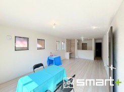 ～余裕の空間が広がるＬＤＫ～
・２０帖あるＬＤＫはご家族団らんのお時間を余裕の広さで演出してくれます。
・ご内覧の際は家具の配置などもイメージしながらご覧くださいませ。
