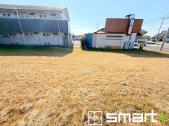 ～限定１区画の新規物件～
・牛久市田宮町に限定１区画の新規売地が販売開始です。
・建築条件はございませんので、お好きなメーカーで建築いただけます。ぜひ一度お問い合わせくださいませ。

