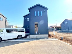 ～新規物件が誕生です～
・皆様お待たせいたしました。かすみがうら市下稲吉に新規物件が誕生です。
・このエリアでお探しの方は、まずはお気軽にお問い合わせくださいませ。お待ちしております。