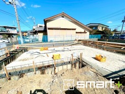 ～完成物件もご案内可能～
・ご案内時には実際の立地に加え、同メーカー・同仕様の完成物件もご案内可能です。
・ぜひ現地と建物をご覧いただき、具体的にイメージしてみてくださいませ。
(１号棟)