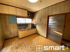 ～ナチュラルな色彩のＤＫ～
・自然な風合いの色味で纏められたＤＫは家具のコーディネートもしやすくなっております。
・どんなインテリアにするか、考えるだけでも楽しくなりますね。
