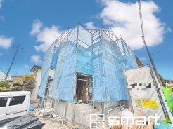 ～ご家族を守る「耐震等級３」～
・住宅性能評価において「耐震等級３」を取得。地震に強い家であることが証明されております。
・倒壊の恐れが低くなりますので、地震保険が半額になるメリットも。
