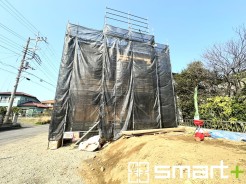 ～ご家族を守る「耐震等級３」～
・住宅性能評価において「耐震等級３」を取得。地震に強い家であることが証明されております。
・倒壊の恐れが低くなりますので、地震保険が半額になるメリットも。
