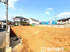 ～ご家族を守る「耐震等級３」～
・住宅性能評価において「耐震等級３」を取得。地震に強い家であることが証明されております。
・倒壊の恐れが低くなりますので、地震保険が半額になるメリットも。