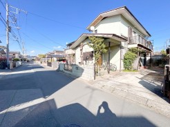 ～安心の測量済み・保証付き売地～
・売主が宅建業者なので個人の場合と違い予め測量済み。トラブルの可能性を抑えられます。
・地中埋設物などに対する保証も付いております。
