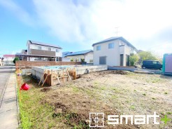 ～完成物件もご案内可能～
・ご案内時には実際の立地に加え、同メーカー・同仕様の完成物件もご案内可能です。
・ぜひ現地と建物をご覧いただき、具体的にイメージしてみてくださいませ。
