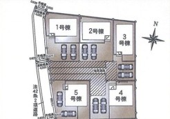 ～カースペース２台以上確保～
・各棟カースペースが２台以上ございますので、車通勤の方にもお勧めのプランとなっております。
・余裕の敷地で余裕のある新生活をお過ごしいただけます。
