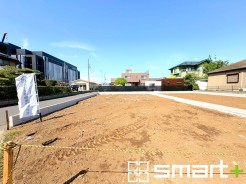 ～完成物件もご案内可能～
・ご案内時には実際の立地に加え、同メーカー・同仕様の完成物件もご案内可能です。
・ぜひ現地と建物をご覧いただき、具体的にイメージしてみてくださいませ。
(１号棟)