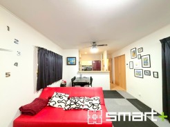 ～ナチュラルな色彩のＬＤＫ～
・自然な風合いの色味で纏められたＬＤＫは家具のコーディネートもしやすくなっております。
・どんなインテリアにするか、考えるだけでも楽しくなりますね。
