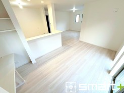 ～家具の配置がしやすい間取～
・ＬＤＫはリビングとダイニングの境目が分かりやすくなっており、家具の配置がしやすい造り。
・どんなインテリアにするか考えるだけでも楽しくなりますね。
