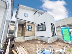 ～完成物件もご案内可能～
・ご案内時には実際の立地に加え、同メーカー・同仕様の完成物件もご案内可能です。
・ぜひ現地と建物をご覧いただき、具体的にイメージしてみてくださいませ。
