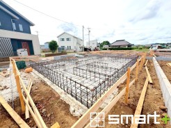 ～ご家族を守る「耐震等級３」～
・住宅性能評価において「耐震等級３」を取得。地震に強い家であることが証明されております。
・倒壊の恐れが低くなりますので、地震保険が半額になるメリットも。
