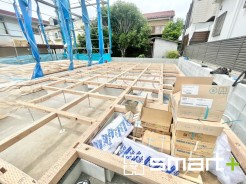 ～ご家族を守る「耐震等級３」～
・住宅性能評価において「耐震等級３」を取得。地震に強い家であることが証明されております。
・倒壊の恐れが低くなりますので、地震保険が半額になるメリットも。
