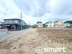 ～完成物件もご案内可能～
・ご案内時には実際の立地に加え、同メーカー・同仕様の完成物件もご案内可能です。
・ぜひ現地と建物をご覧いただき、具体的にイメージしてみてくださいませ。
