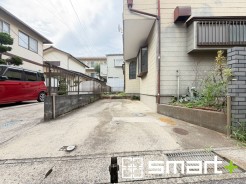 ～駐車場ももちろんございます～
・駐車場もありますので、お車をご利用される方にもお勧めのお住まいです。
・カーポートなどのオプションもお気軽にご相談くださいませ。
