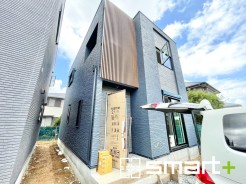 ~ご家族を守る「耐震等級3」~
・住宅性能評価において「耐震等級3」を取得。地震に強い家であることが証明されております。
・倒壊の恐れが低くなりますので、地震保険が半額になるメリットも。
