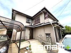 ～綺麗にお使いの外観～
・外観も綺麗にお使いなので、築年数を感じさせない見た目となっております。
・外壁や屋根のリフォームなどをお考えの方もお気軽にご相談くださいませ。
