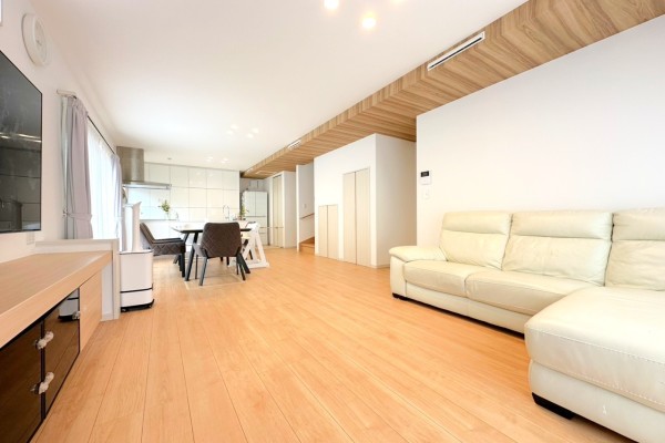 □桧家施工の注文住宅　築浅戸建□