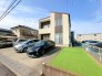 ～閑静な住宅街の立地～
・周辺は閑静な住宅街となっておりますので、静かな暮らしをご実現いただけます。
・前面道路の交通量も多くないので、小さなお子様がいるご家庭でもご安心ですね。
