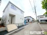 ～閑静な住宅街の立地～
・周辺は閑静な住宅街となっておりますので、静かな暮らしをご実現いただけます。
・前面道路の交通量も多くないので、小さなお子様がいるご家庭でもご安心ですね。
