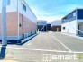 ～ゆとりあるカースペース～
・セカンドカーや来客時にも困らないカースペース２台分。物置や駐輪スペースなどにも利用できますね。
・カーポートなどのオプションもお気軽にご相談くださいませ。