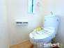 ～やはり便利なタンク式トイレ～
・最近はタンクレストイレもございますが、タンク式の場合は停電時もお水を流すことが可能。
・故障時なども比較的費用が安くなるなど、メリットが多くなります。

