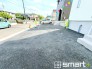 ～駐車場は２台分ご用意～
・駐車場は２台分ございますので、車通勤の方や複数台お持ちの方にもお勧めのお住まいです。
・カーポートなどのオプションもお気軽にご相談くださいませ。
