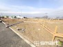～完成物件もご案内可能～
・ご案内時には実際の立地に加え、同メーカー・同仕様の完成物件もご案内可能です。
・ぜひ現地と建物をご覧いただき、具体的にイメージしてみてくださいませ。
