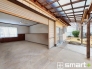～１０帖部屋付きのガレージもございます～
・広い軒天屋根も有りますので、幅広い活用が出来ます。
