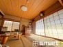 ～「和みの部屋」和室をご用意～
・ゴロンと寝転がったり、お子様のいるご家庭ではお子様を寝かしつけたり、などご活用いただける和室をご用意。
・やはり畳の香りは心が落ち着きますね。
