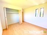 ～２面採光の明るいお部屋～
・洋室は２面採光とする事で穏やかな陽の入る明るい空間となっております。
・くつろぎのプライベート時間を明るい空間で穏やかにお過ごしいただけます。
